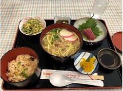 石垣島での昼食
